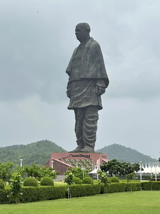 Gujarat Complete Tour Package – Dwarka, Somnath, Gir, Diu and Statue of Unity