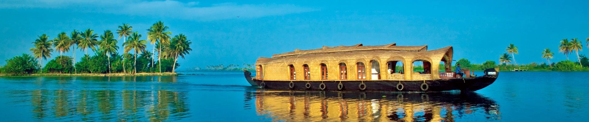 Kerala tour package Munnar Thekkady Alleppey Varkala banner