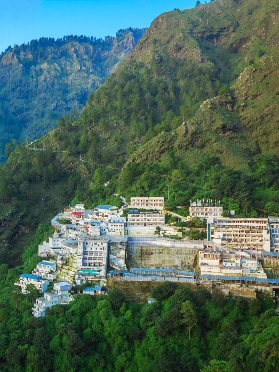 Mata Vaishno Devi Tour Package with Maa Vaishno Devi Bhawan, Katra pilgrimage and sacred darshan